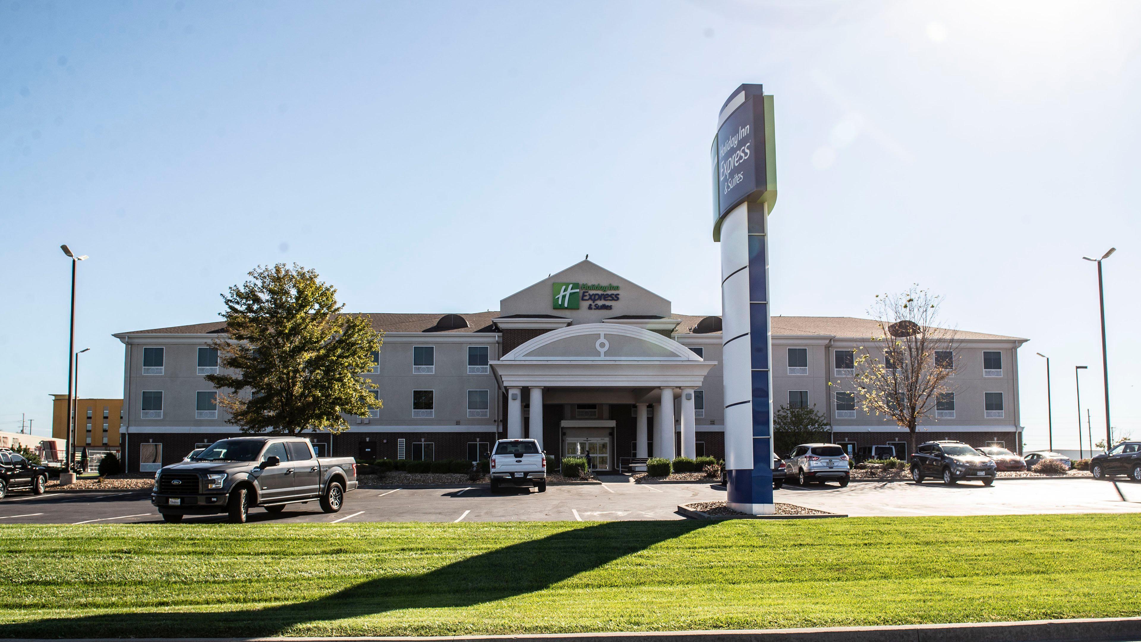 Holiday Inn Express Hotel & Suites Sedalia By Ihg Ngoại thất bức ảnh