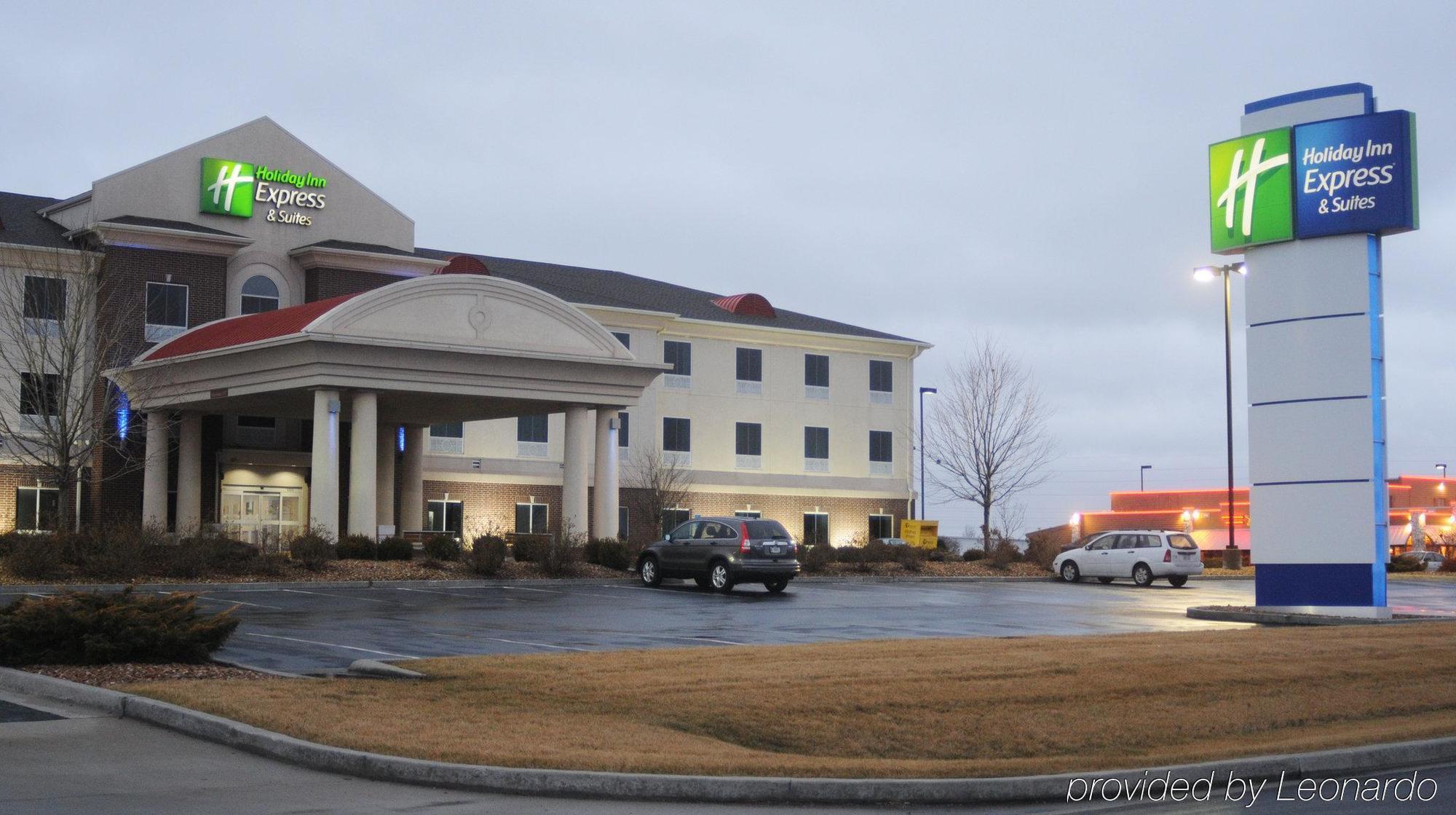Holiday Inn Express Hotel & Suites Sedalia By Ihg Ngoại thất bức ảnh